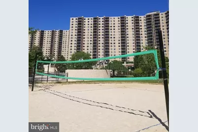 309 Yoakum Parkway #807, Alexandria, VA 22304 - Photo 31