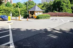 307 Yoakum Pkwy, Alexandria, VA 22304 - Photo 33