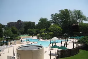 309 Yoakum Pkwy, Alexandria, VA 22304 - Photo 9