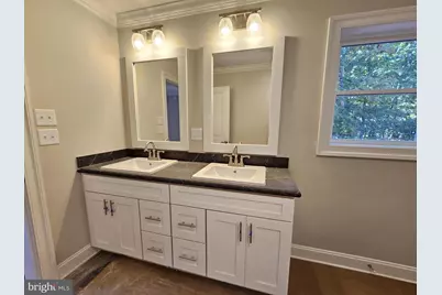 121 Sharps Creek Drive, Scottsville, VA 24590 - Photo 13