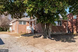 3306 E River Rd, South Chesterfield, VA 23803 - Photo 3