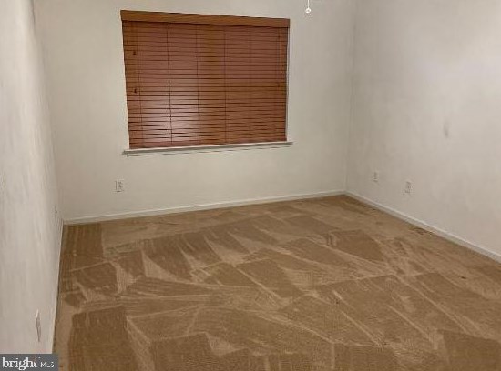 312 Gale Ave, Chesapeake VA 23323-3017 exterior