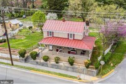 115 N Buckmarsh Street - Photo 1