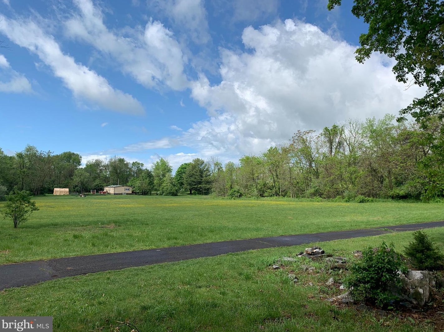 360 Crums Church Rd, Mount Weather VA  22611-2400 exterior