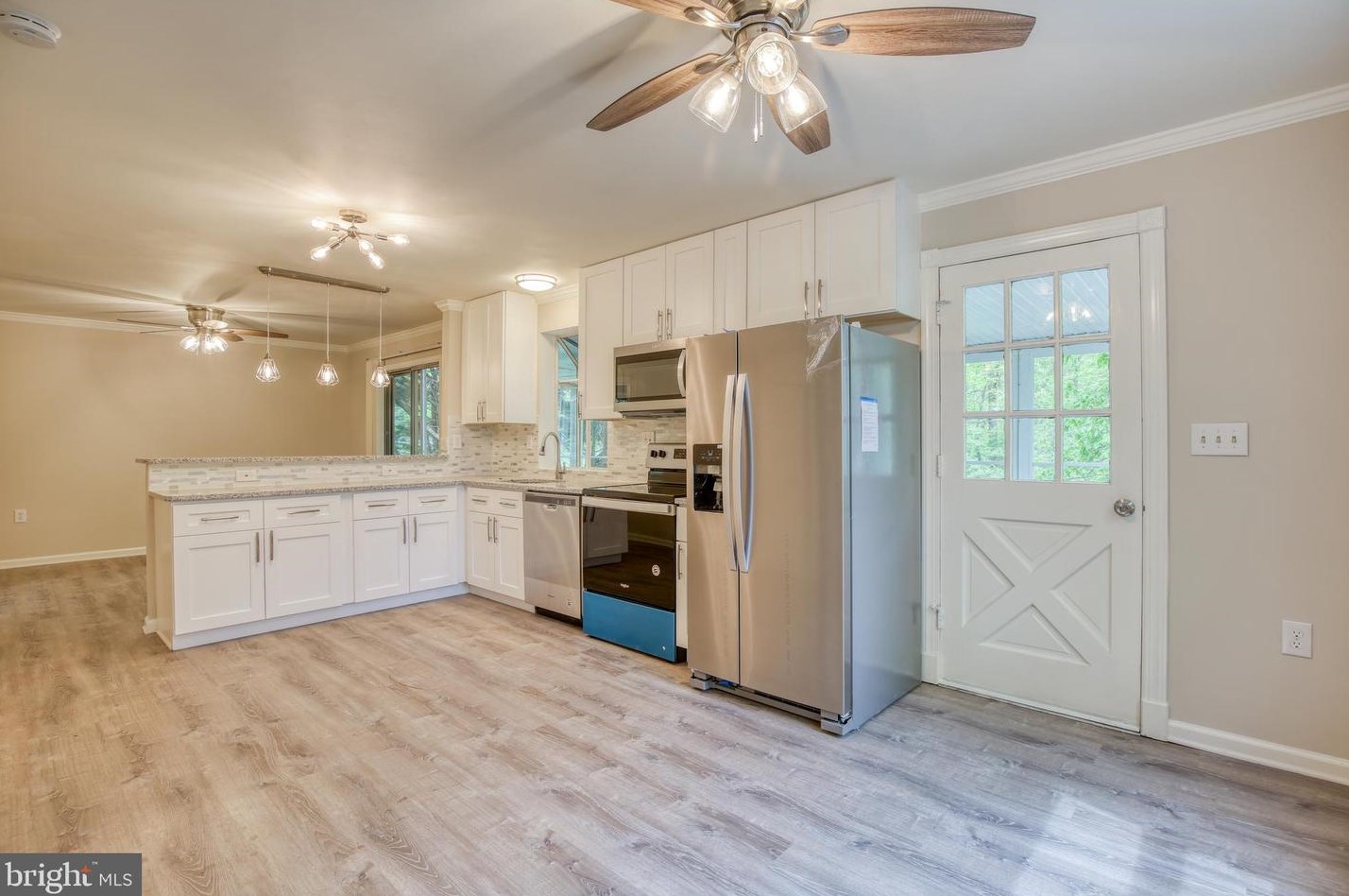 360 Crums Church Rd, Mount Weather VA  22611-2400 exterior