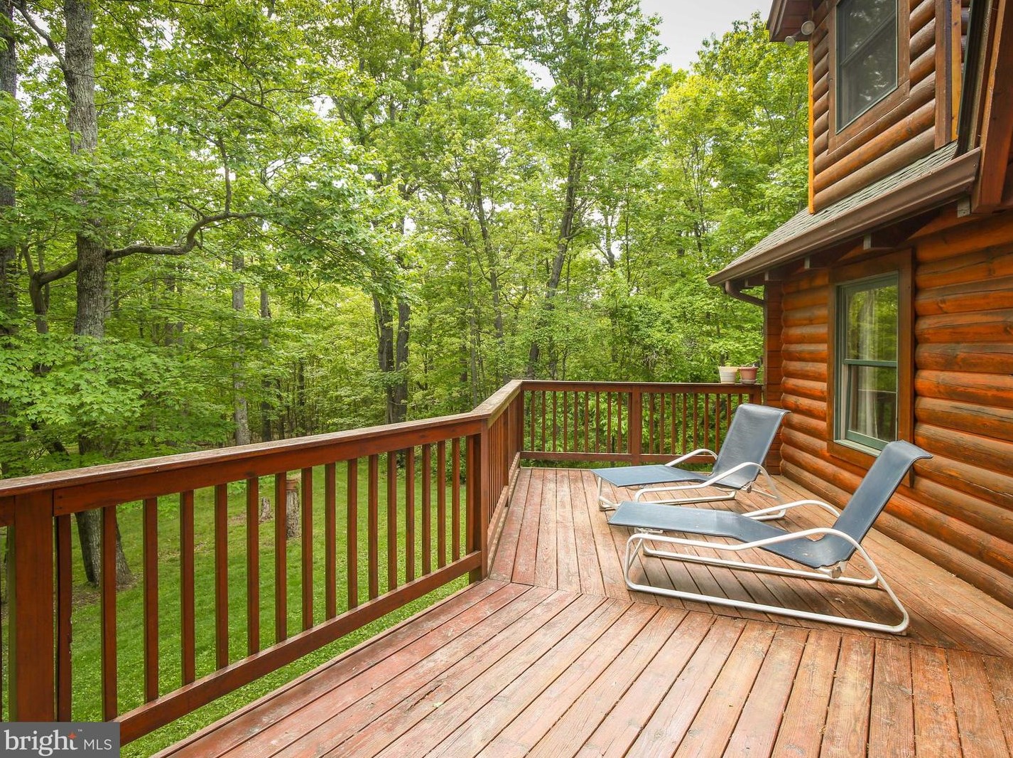 872 Bench Ln, Mount Weather VA  20135-4861 exterior