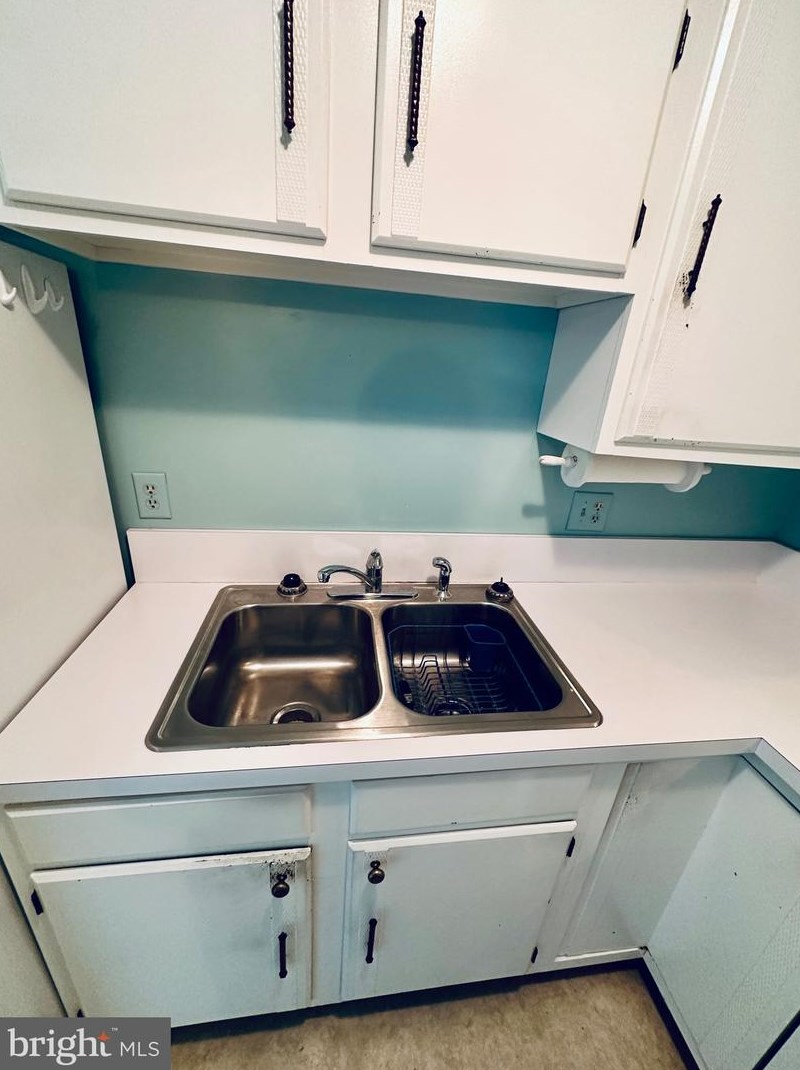 217 Fairfax St, Mount Weather VA 22611-1179 exterior