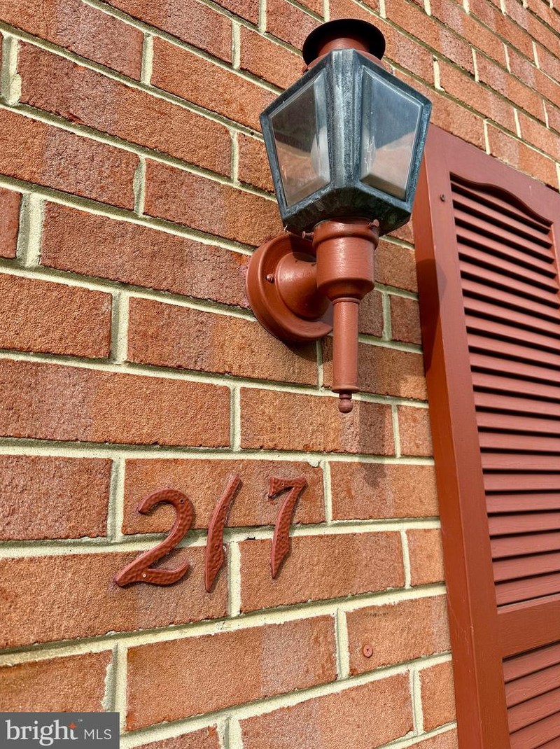 217 Fairfax St, Mount Weather VA 22611-1179 exterior