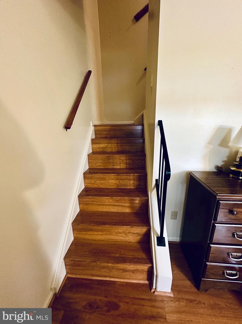 217 Fairfax St, Mount Weather VA 22611-1179 exterior