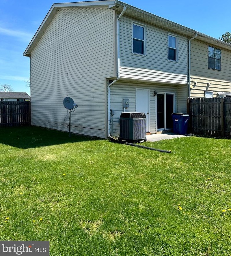 217 Fairfax St, Mount Weather VA 22611-1179 exterior