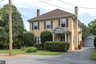 218 Treadwell St, Berryville, VA 22611 - Photo 1