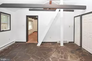 420 White Oak Ln, Bluemont, VA 20135 - Photo 17