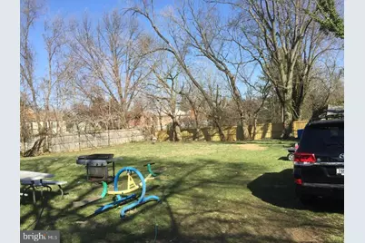 304 N Buckmarsh Street #B, Berryville, VA 22611 - Photo 7