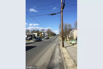 304 N Buckmarsh Street #B, Berryville, VA 22611 - Photo 5