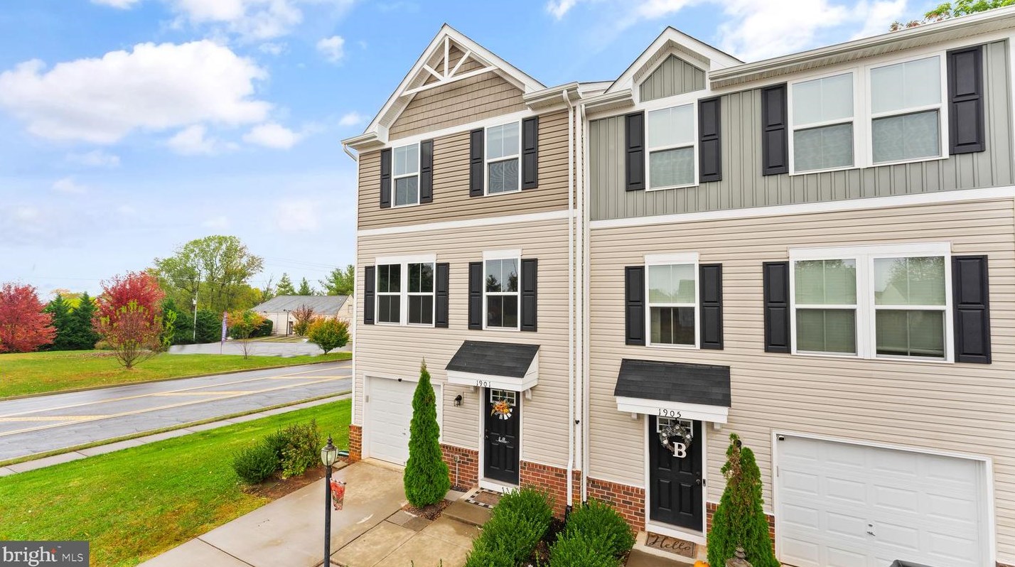 1901 Crepe Myrtle Ln, Culpeper VA  22701-3810 exterior