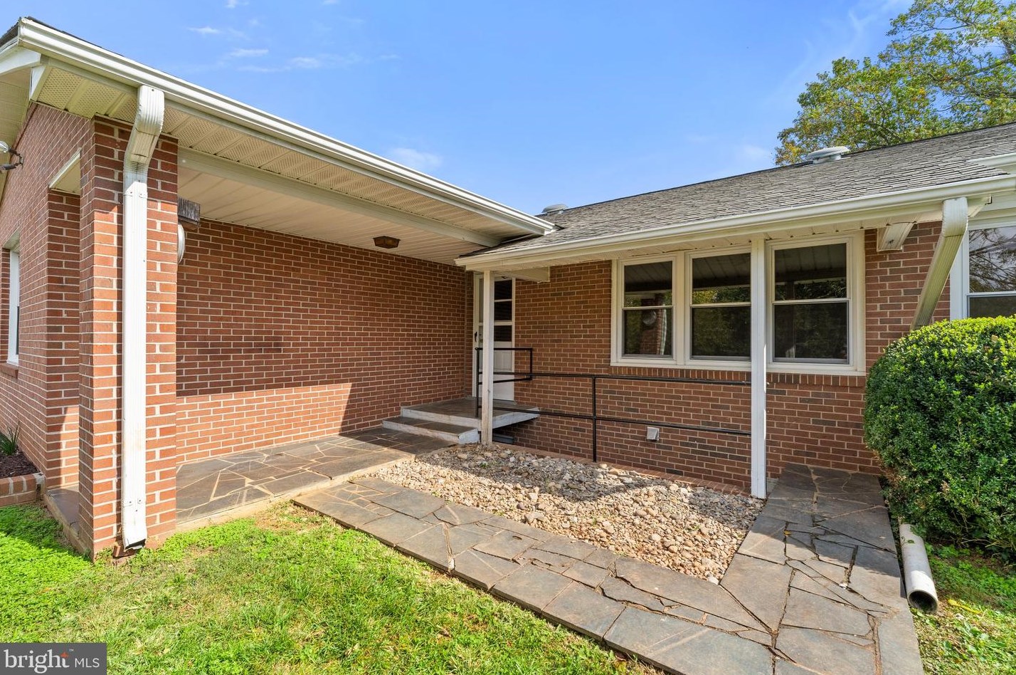 11166 Rixeyville Rd, Culpeper VA  22701-4772 exterior