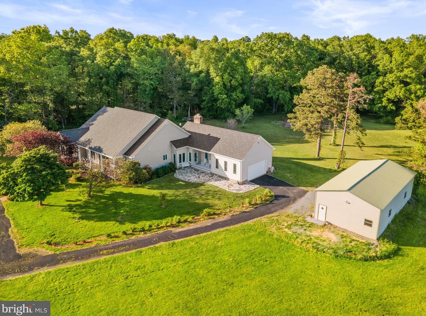 10501 Twin Mountains Rd, Rapidan VA  22733-2536 exterior
