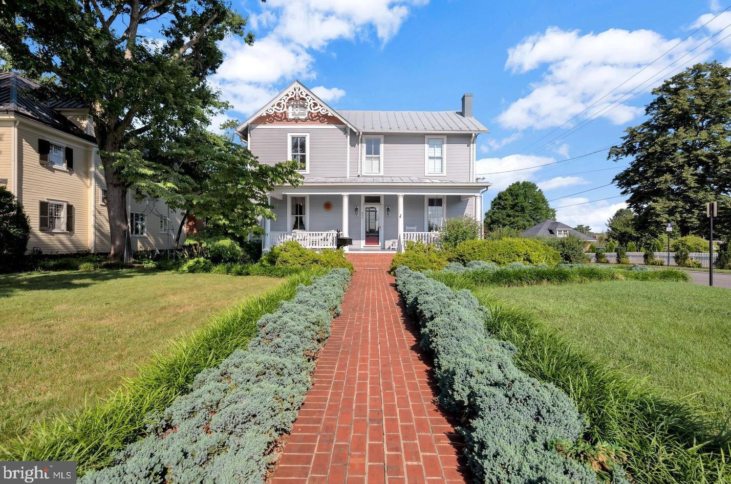 602 Blue Ridge Ave, Culpeper VA  22701-2949 exterior