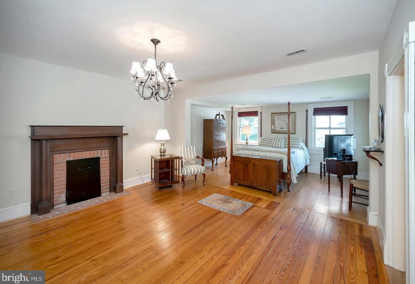 602 Blue Ridge Ave, Culpeper VA  22701-2949 exterior