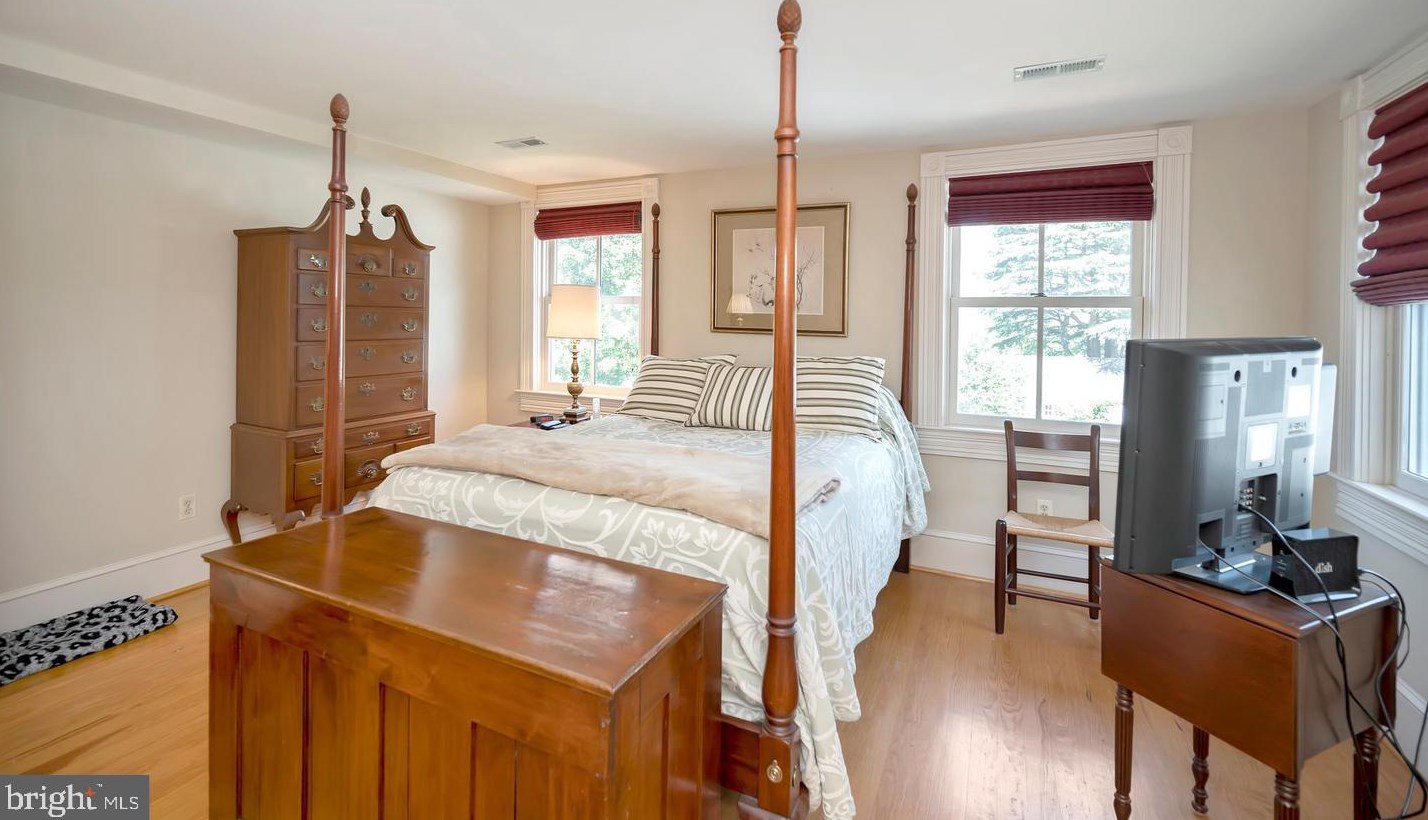602 Blue Ridge Ave, Culpeper VA  22701-2949 exterior
