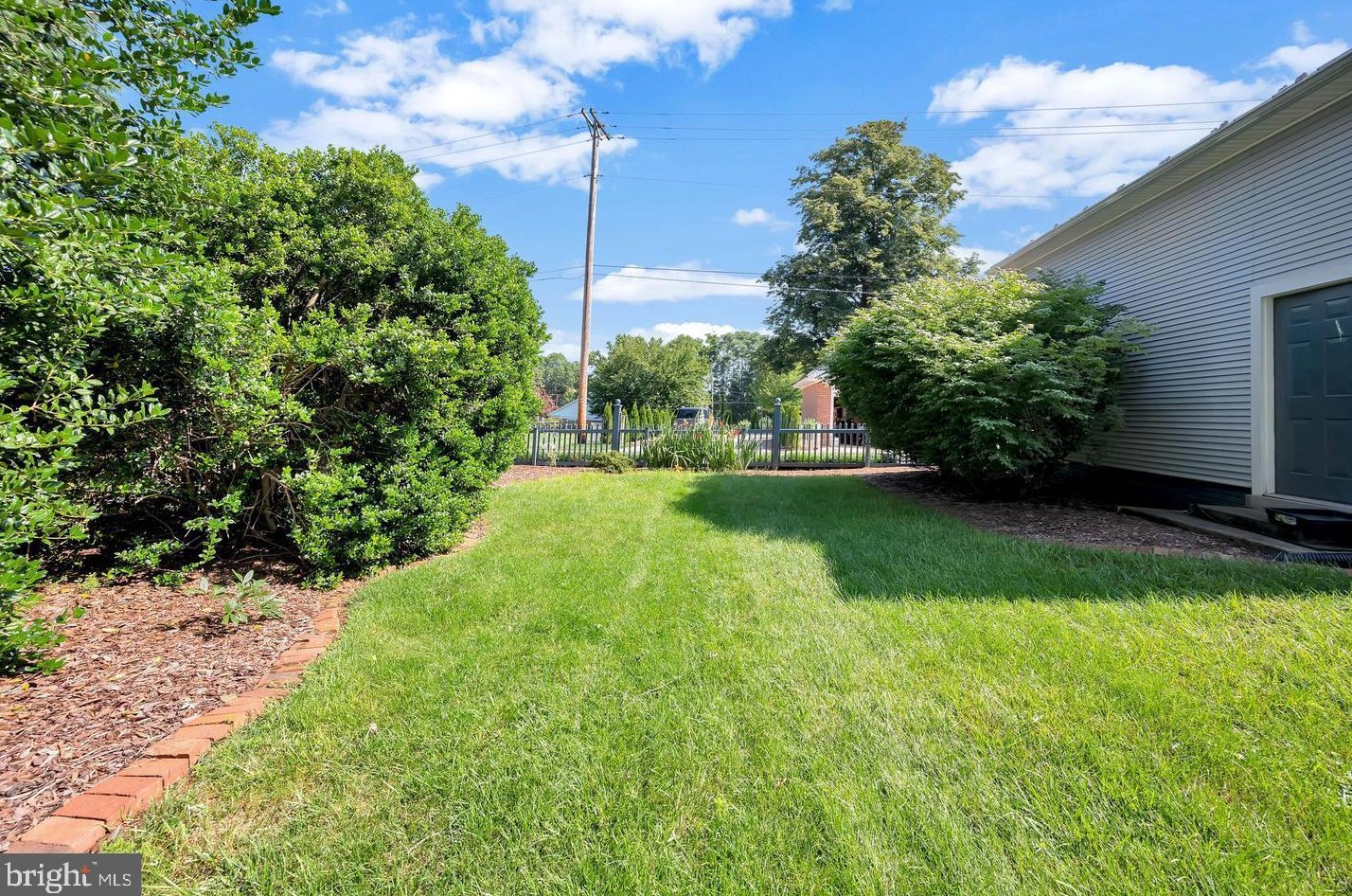 602 Blue Ridge Ave, Culpeper VA  22701-2949 exterior