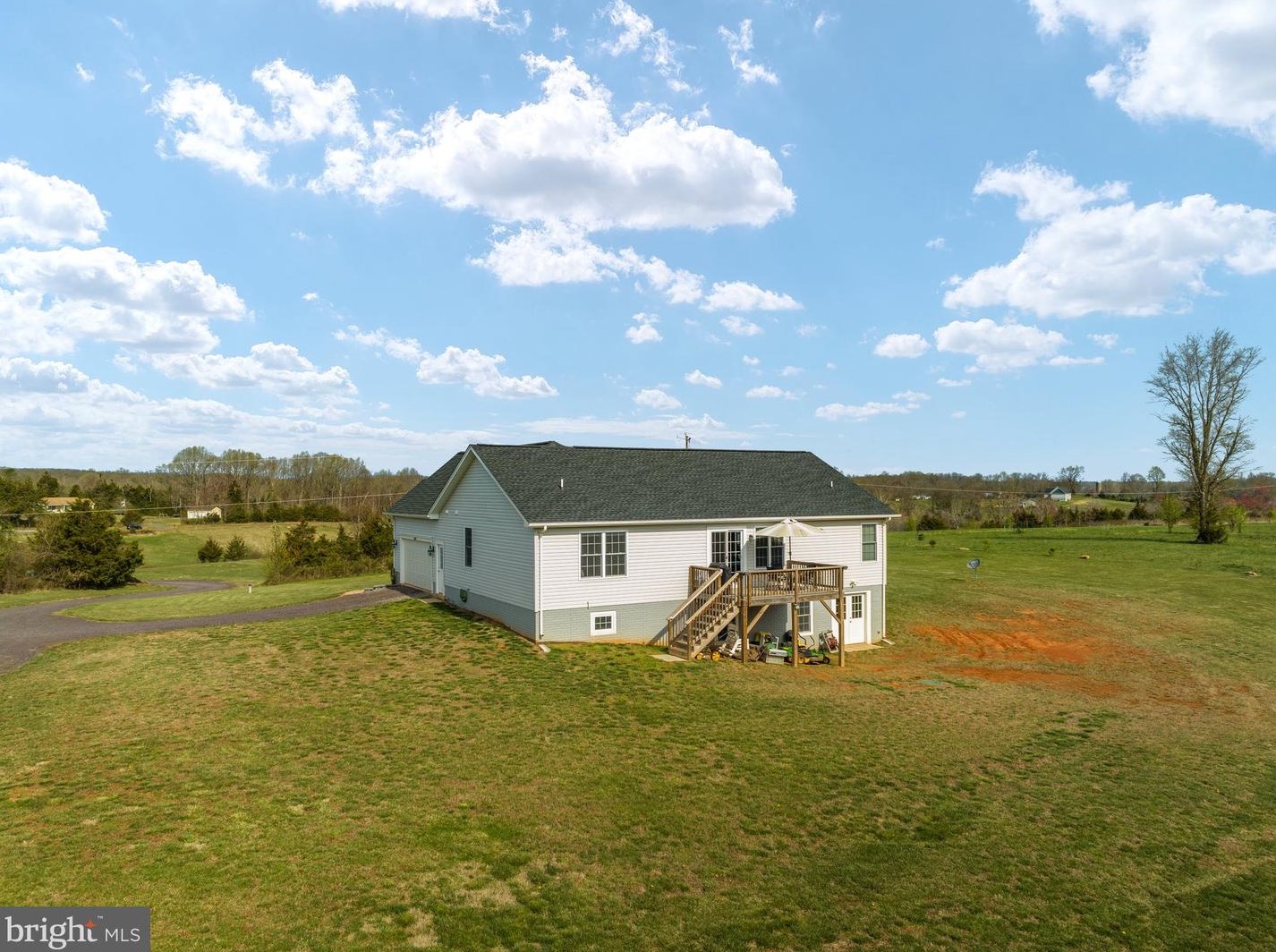 13025 Eggbornsville Rd, Culpeper VA  22701-5021 exterior