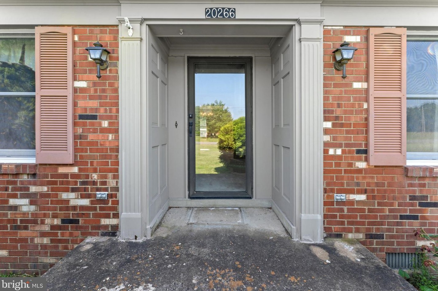 20266 Cedar Grv Rd, Culpeper VA  22701-7808 exterior
