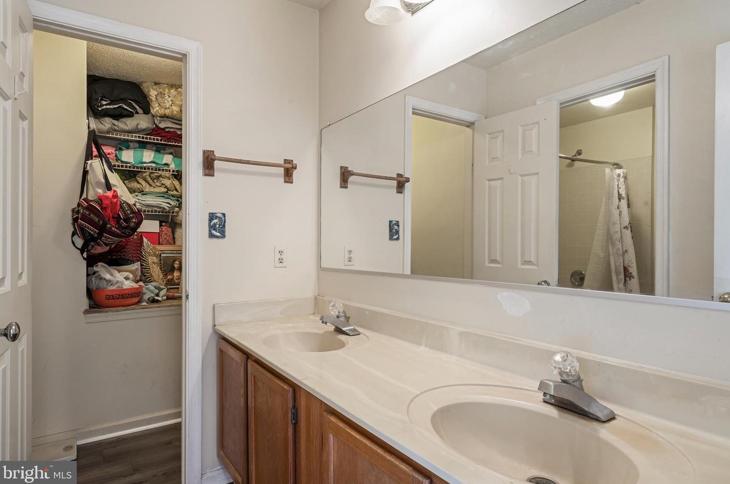 513 Clubhouse Way, Culpeper VA  22701-4294 exterior