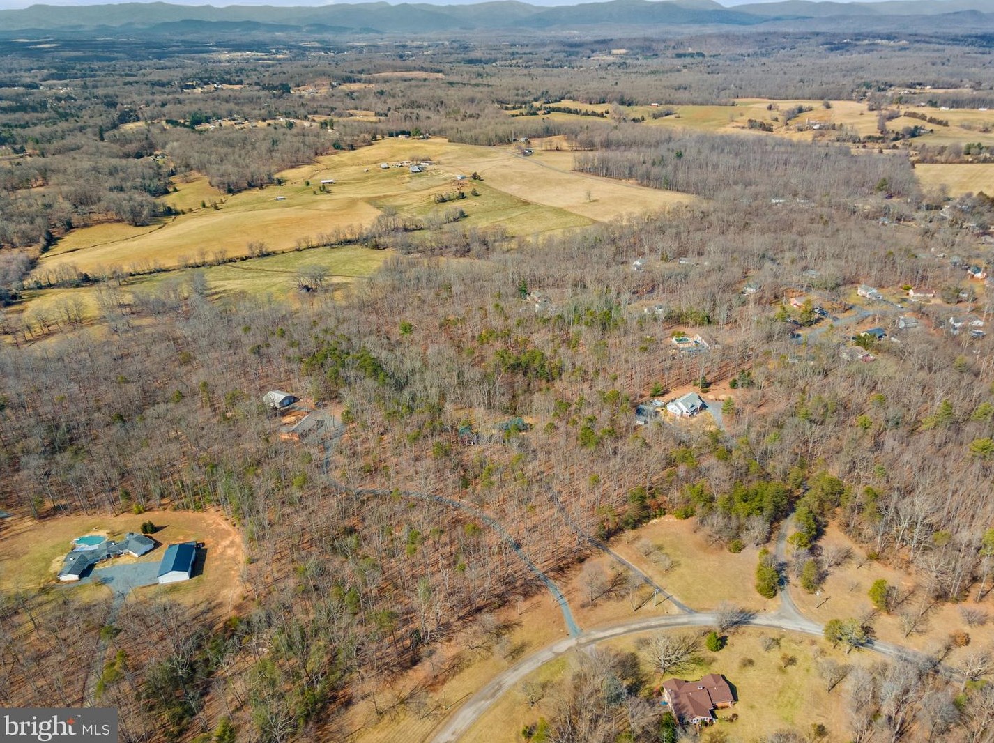 14144 Chesterfield Ln, Culpeper VA  22701-4809 exterior
