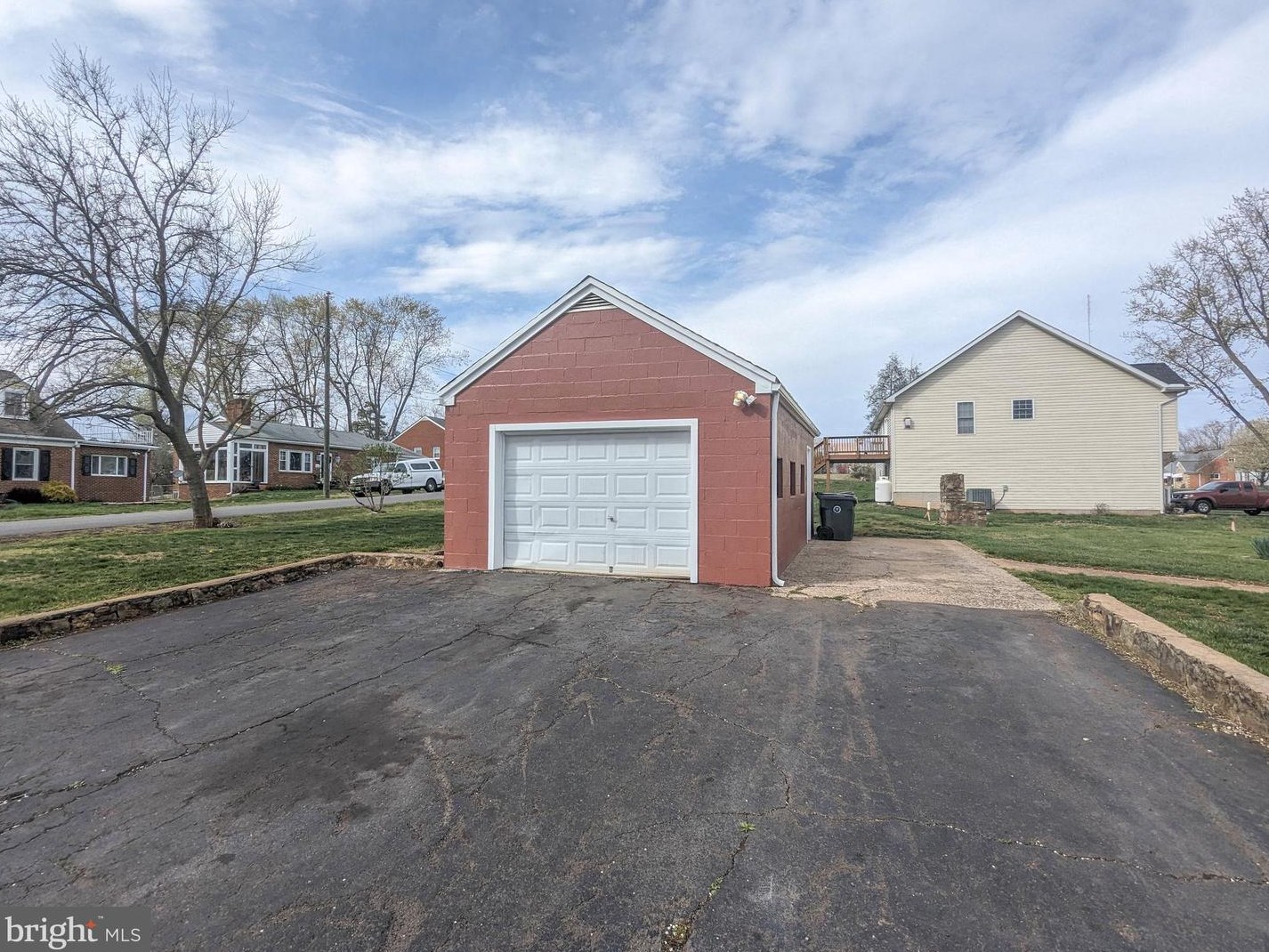 902 Hendrick St, Culpeper VA  22701-2204 exterior