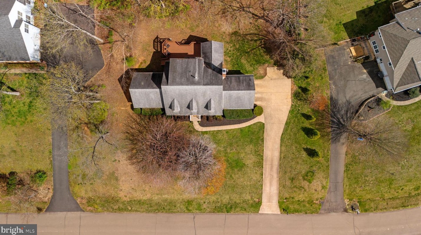 3410 Southampton Dr, Jeffersonton VA  22724-1748 exterior