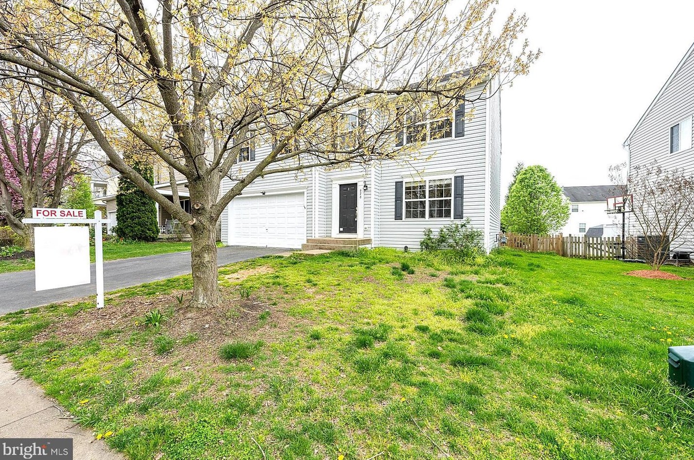 676 Holly Crest Dr, Culpeper VA  22701-3197 exterior