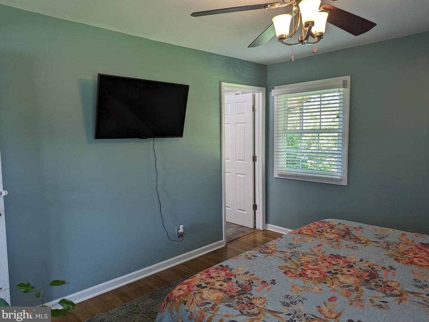 5379 Jeffersonton Rd, Jeffersonton VA  22724-2229 exterior