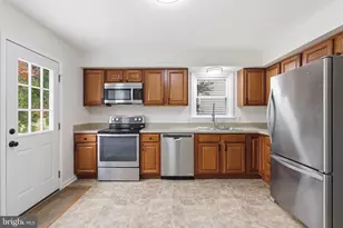 405 Willow Lawn Dr, Culpeper, VA 22701 - Photo 7