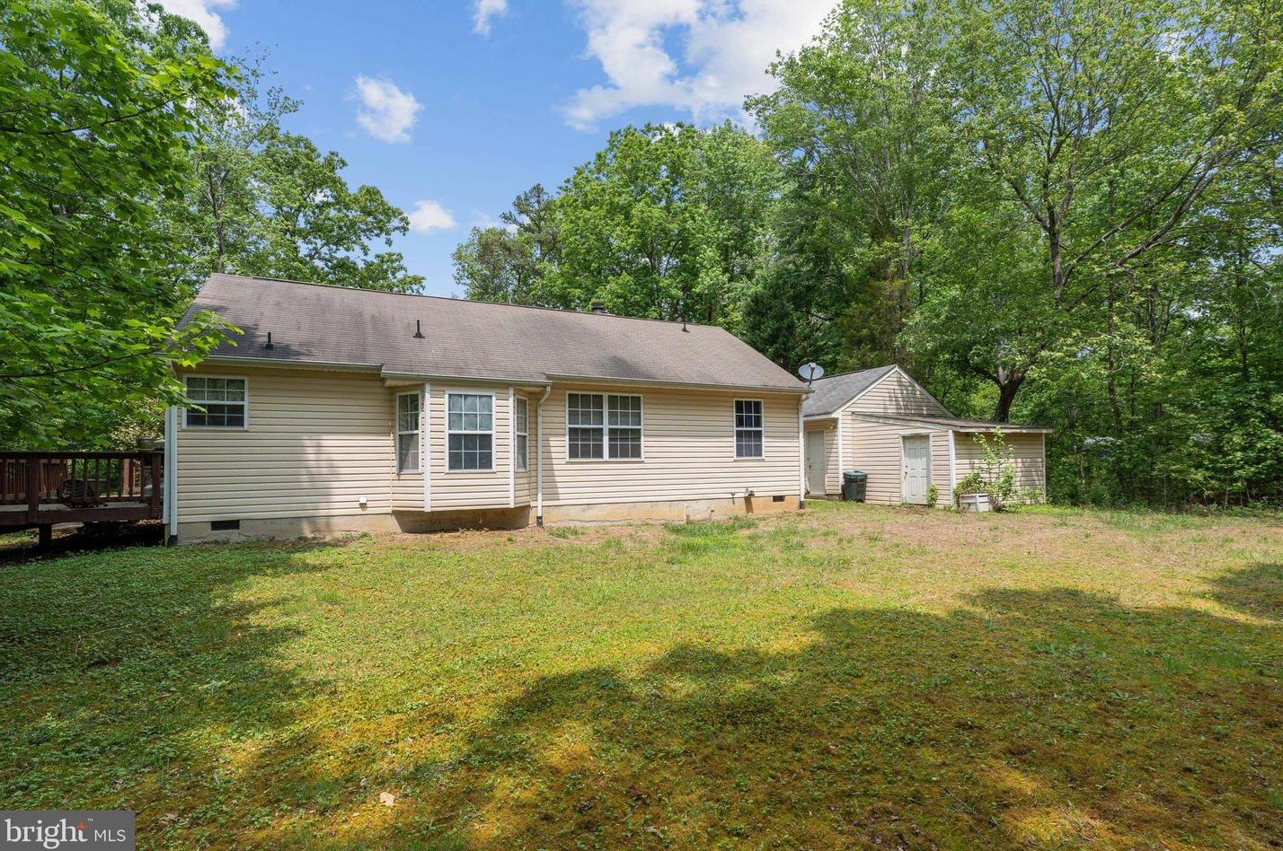 74 Albertson Ct, Ruther Glen VA  22546-1512 exterior