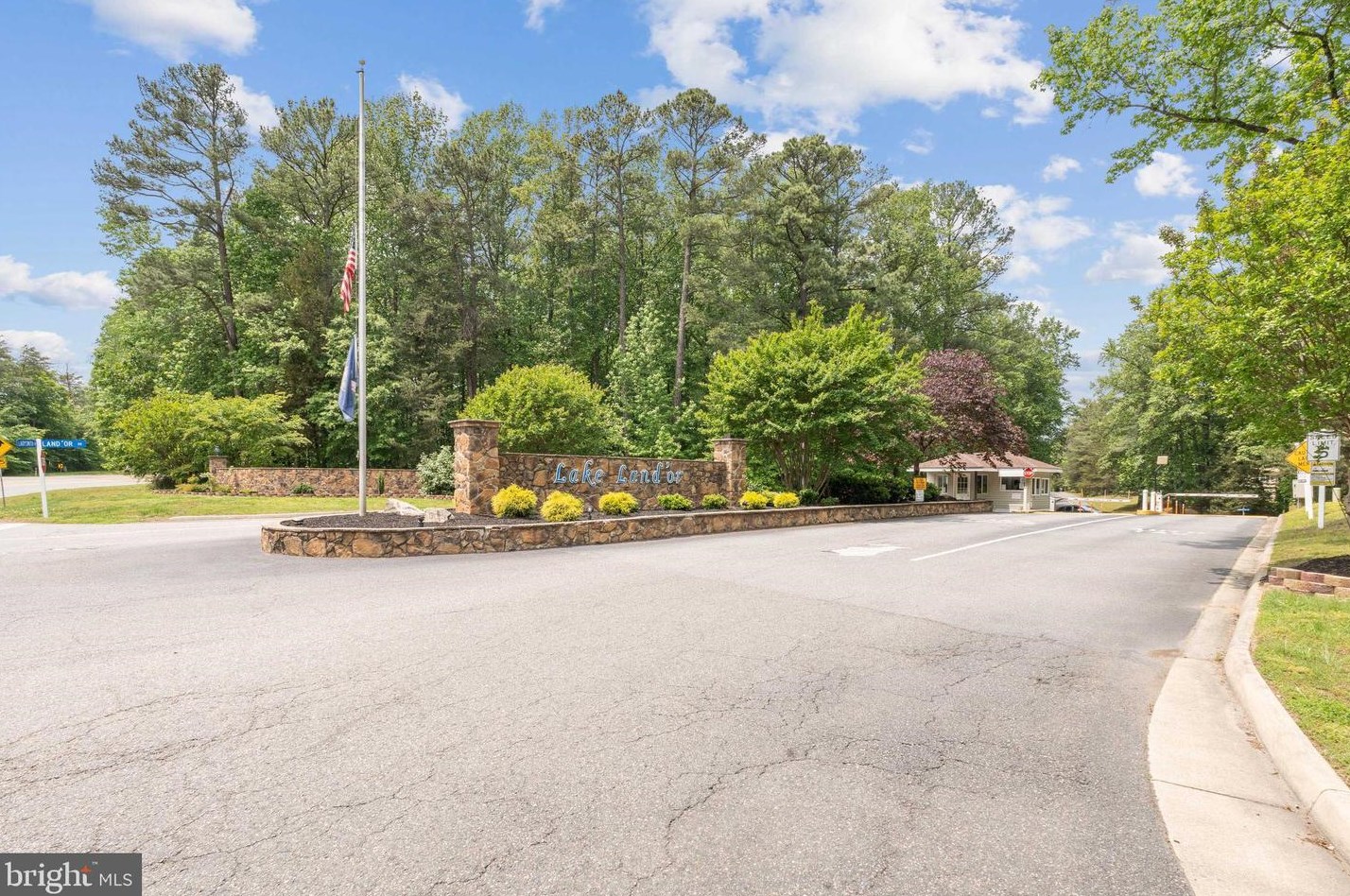 74 Albertson Ct, Ruther Glen VA  22546-1512 exterior