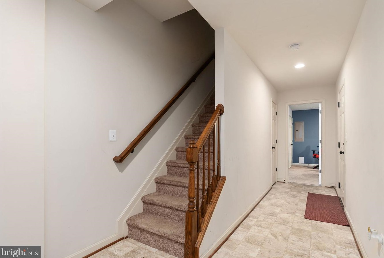 18434 Congressional Cir, Ruther Glen VA  22546-2963 exterior