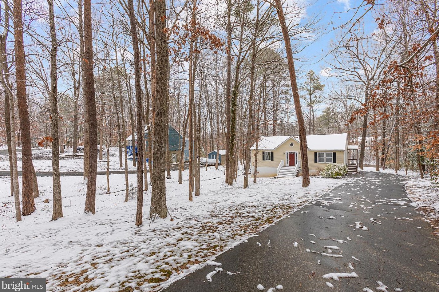 600 Joy Dr, Ruther Glen VA  22546-1202 exterior