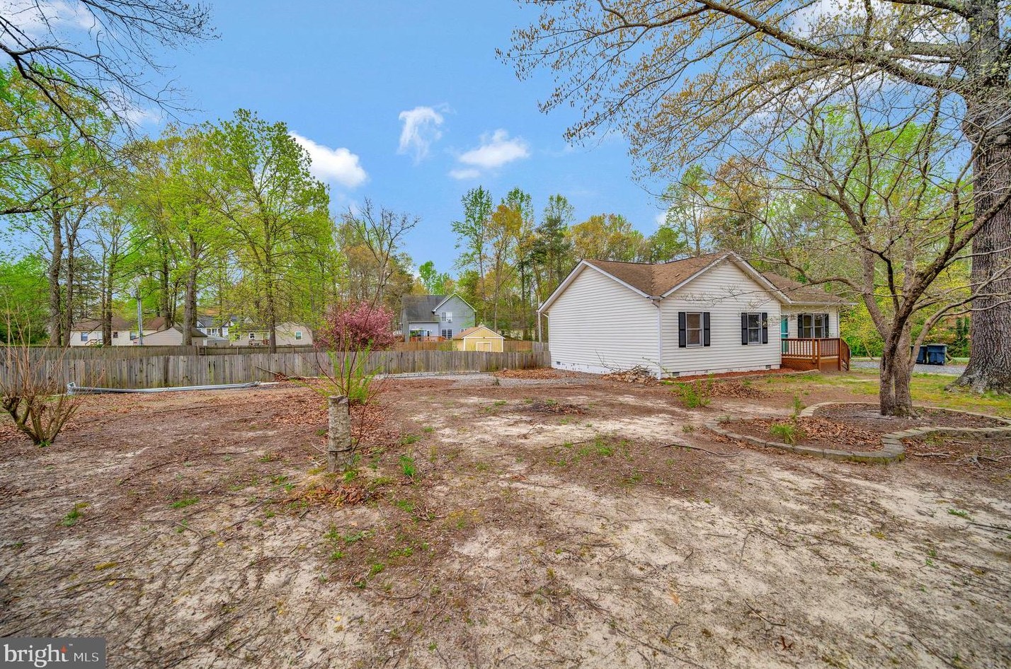 12216 Bunya Ln, Ruther Glen VA  22546-3547 exterior