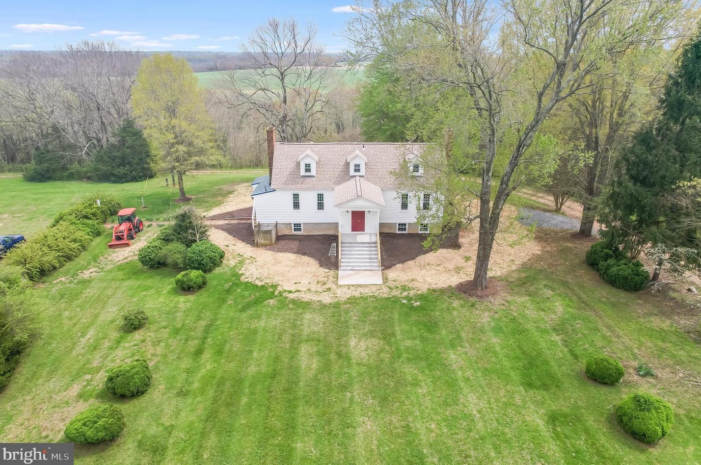 2349 Skinkers Neck Rd, Rappnhanck VA  22538-2024 exterior