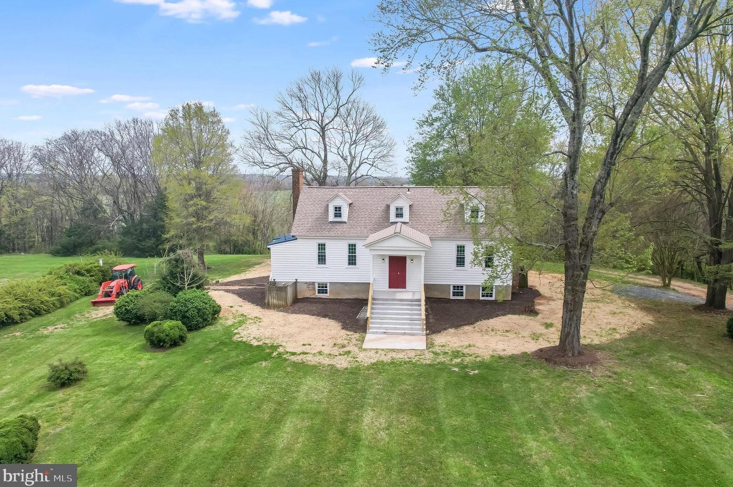 2349 Skinkers Neck Rd, Rappnhanck VA  22538-2024 exterior