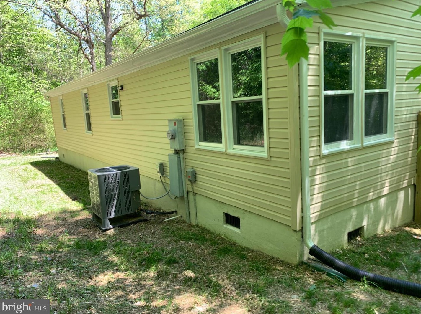 7422 Macedonia Rd, Woodford VA  22580-3316 exterior