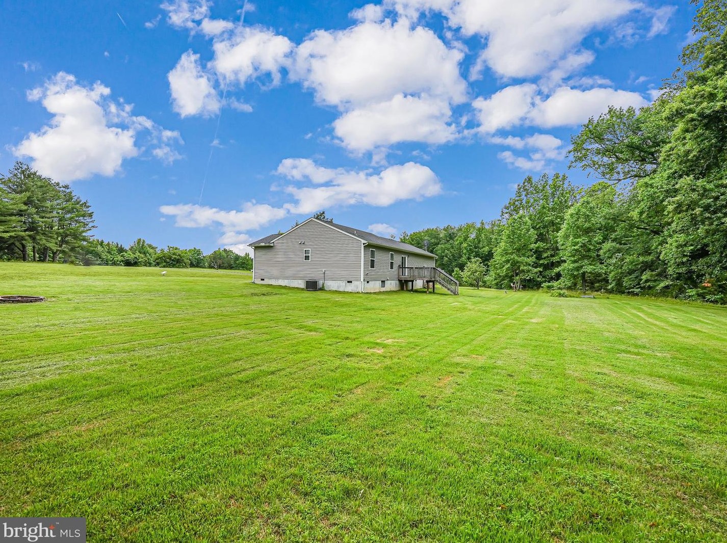 15196 Countyline Church Rd, Woodford VA  22580-2044 exterior