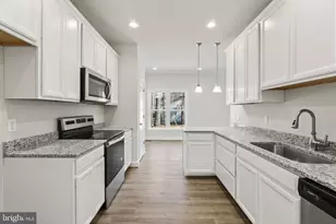 471 Lake Caroline Dr, Ruther Glen, VA 22546 - Photo 13