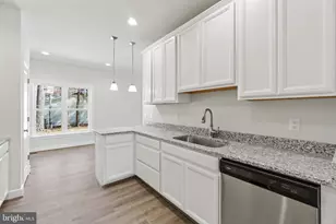 471 Lake Caroline Dr, Ruther Glen, VA 22546 - Photo 11