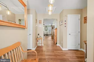 16032 Grant Ct, Bowling Green, VA 22427 - Photo 11