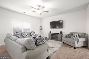 17033 Rollins Rd, Bowling Green, VA 22427 - Photo 3