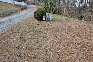 14464 Lipscomb Hill Ln, Milford, VA 22514 - Photo 11