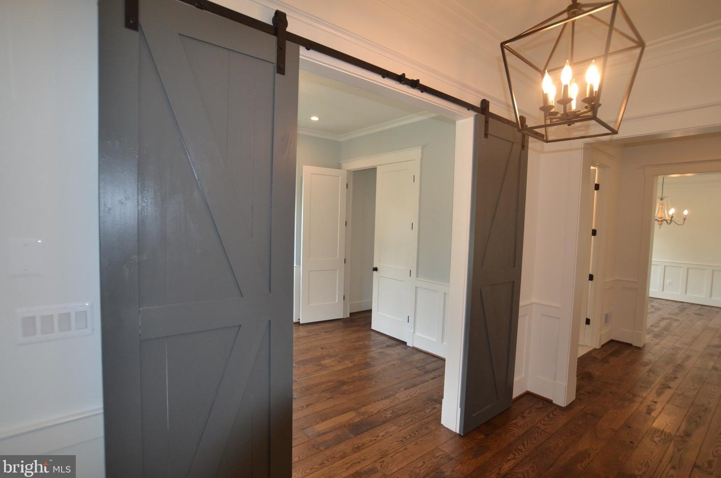 608 Jackson St, Falls Church VA  22046-2828 exterior