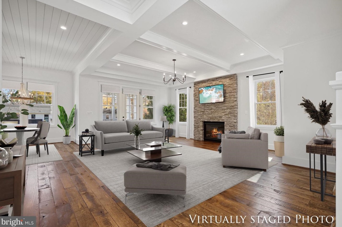 608 Jackson St, Falls Church VA  22046-2828 exterior